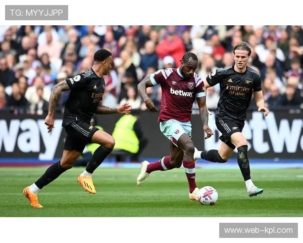 数据分析公司发布二月英超球队预期进球与失球报告,揭示战术趋势